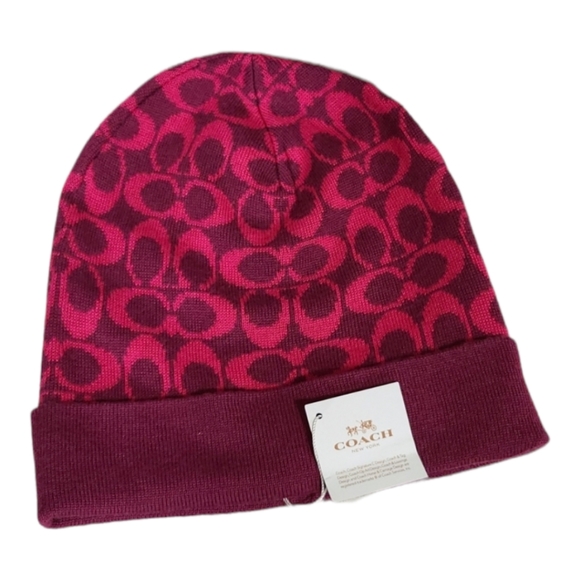 Coach Accessories - Coach Signature Knit Beanie